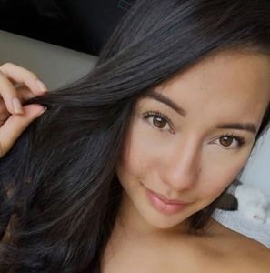 Meet your Posher, Luisa